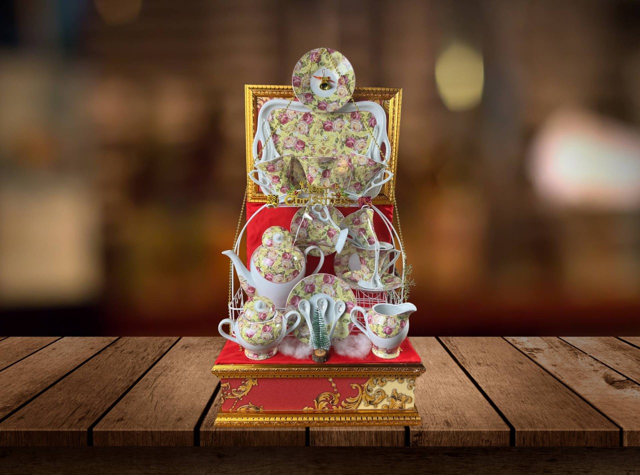 2025 HAMPERS NATAL KRISTOFF MELATI